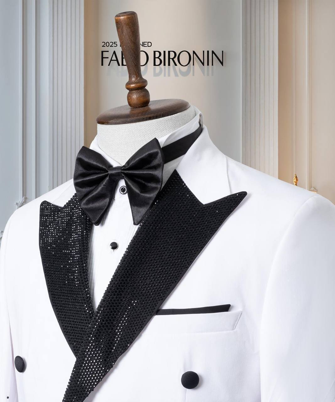 White & Black Gradient Shawl Lapel Men's Tuxedo thumbnail