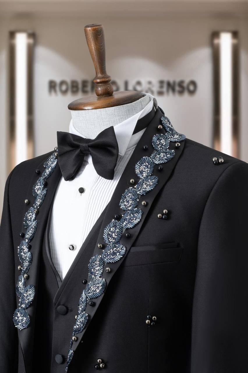 Embroidered Shawl Lapel Men's Ceremony Tuxedo thumbnail