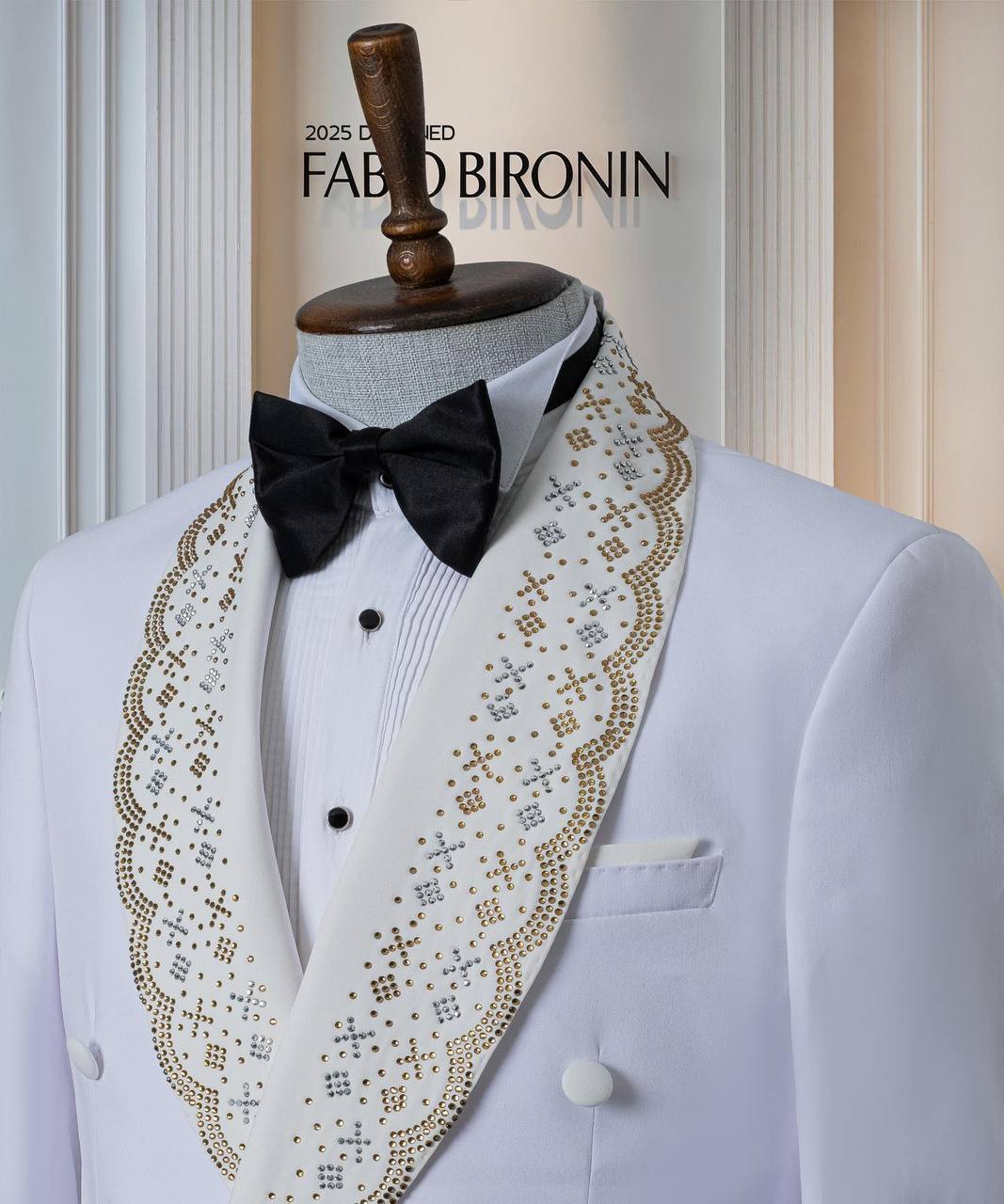 Ornamental Shawl Lapel Men's Tuxedo for Ceremony thumbnail