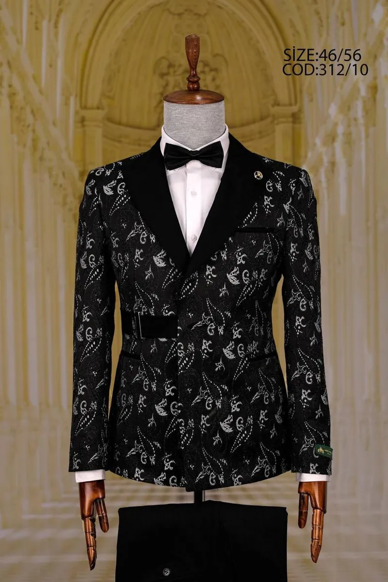 Patterned Peak Lapel Men's Tuxedo with Belt Detail – view 5