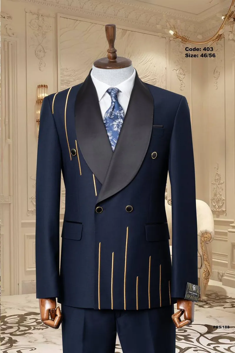 Gold Line Detail Shawl Lapel Men's Tuxedo – view 19