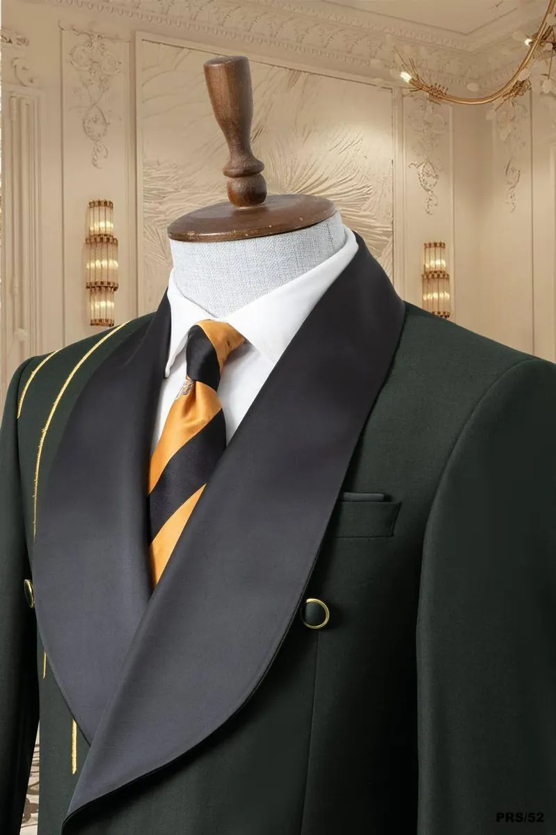 Gold Line Detail Shawl Lapel Men's Tuxedo – view 14