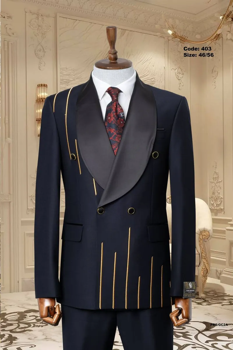 Gold Line Detail Shawl Lapel Men's Tuxedo – view 23