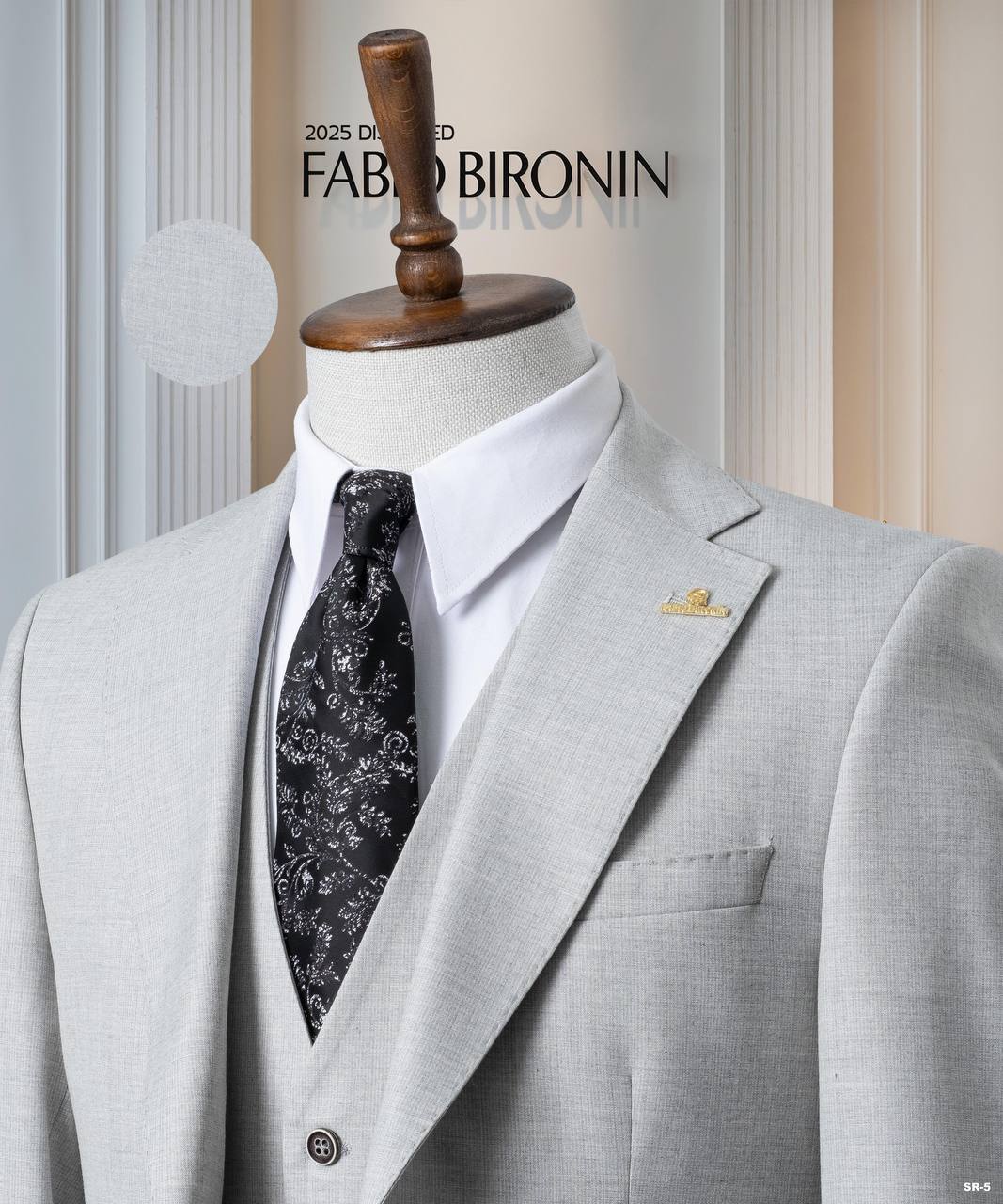Three Piece Slim Fit Business Men's Suit with Vest thumbnail