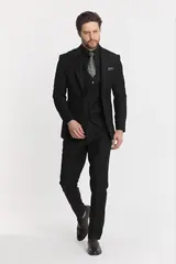 Black Three-Piece Men's Suit with Peak Lapel – view 2