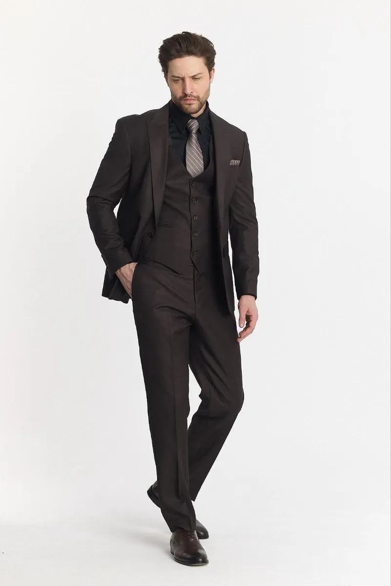 Brown Three-Piece Men's Suit with Peak Lapel – Brown Three Piece Suit by Mark Morente